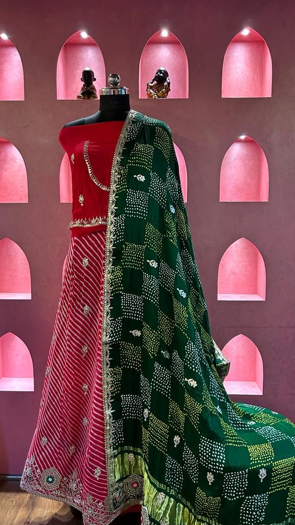 Bandhej Lehariya Lehenga-Chunni Set With Gota-Patti work
